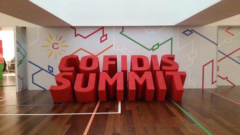 Projectos em Esferovite - Cofidis Summit